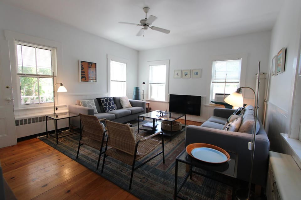 High Tide Lower Level House in Provincetown