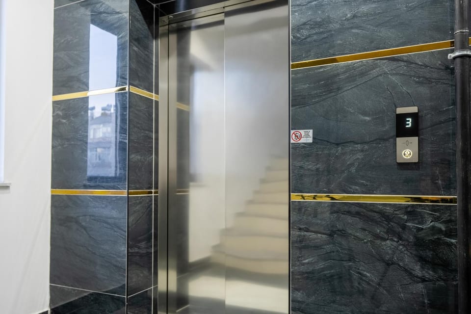 elevator