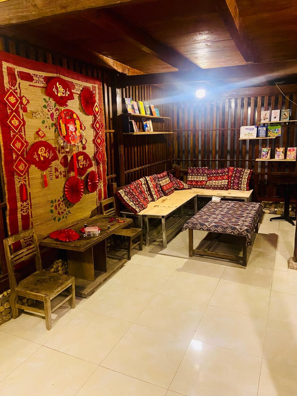 Library, Living room