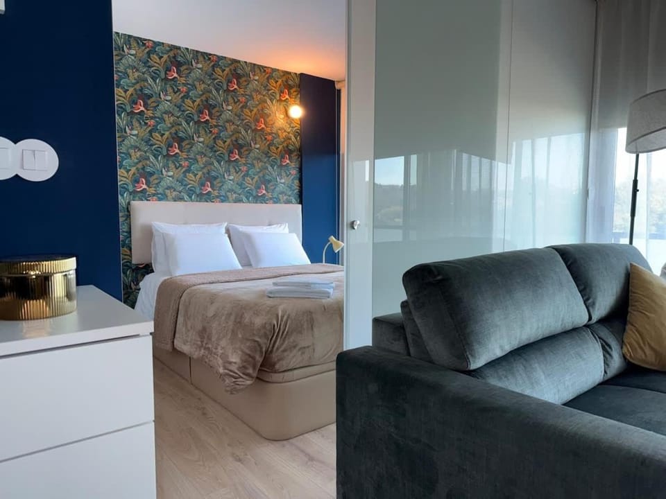 Na Outra Margem - Douro River Views - Free Parking Apartment in Vila Nova de Gaia