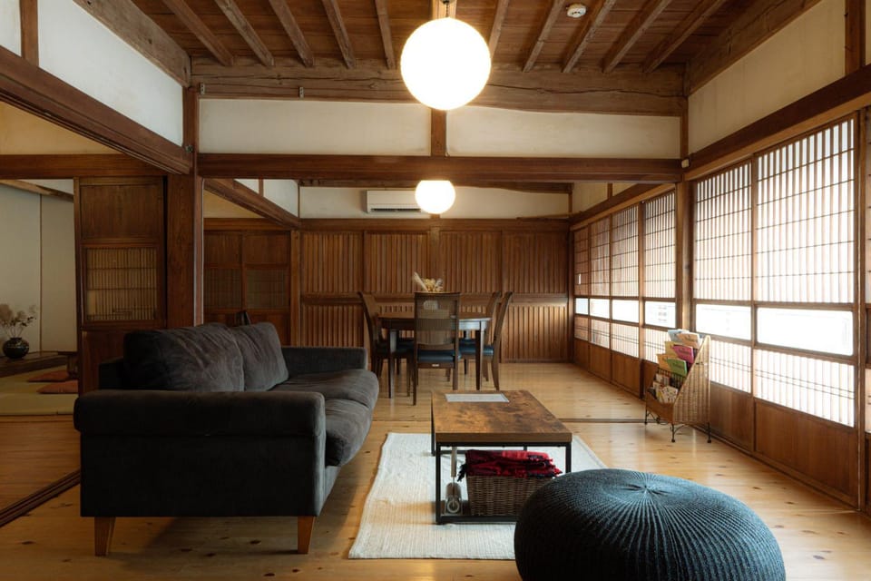 Living room, Dining area