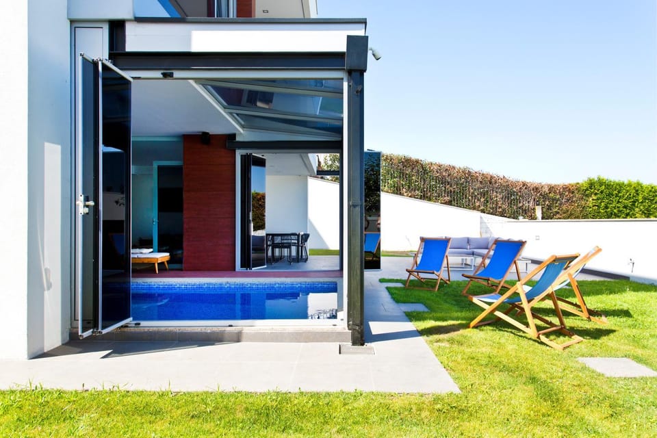 Garden, Swimming pool