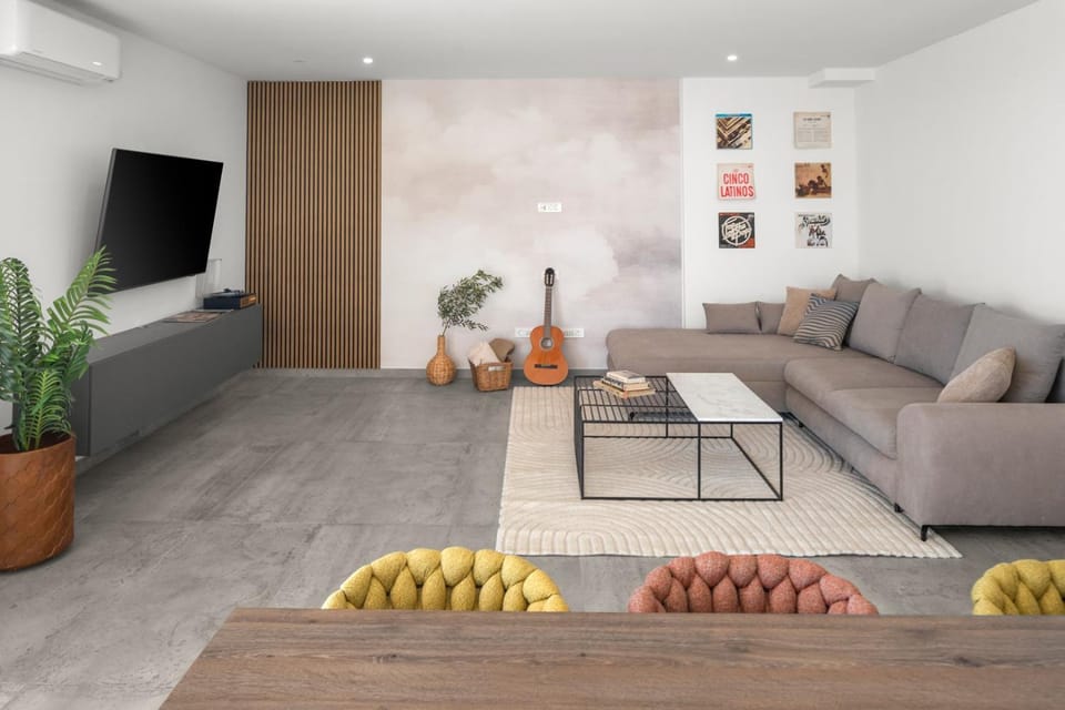 Living room, air conditioner