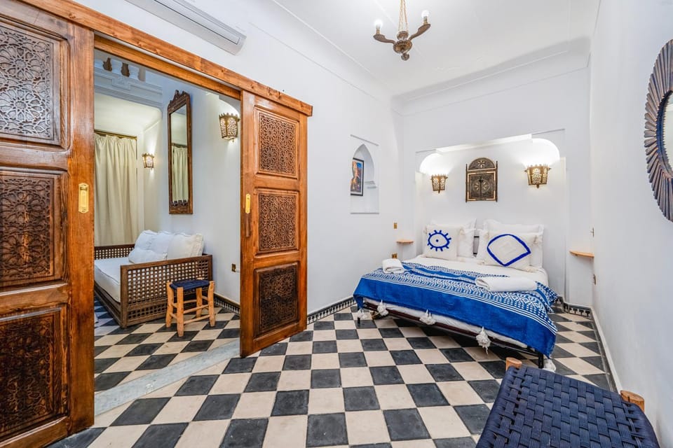 Bed, Bedroom, Area and facilities, air conditioner