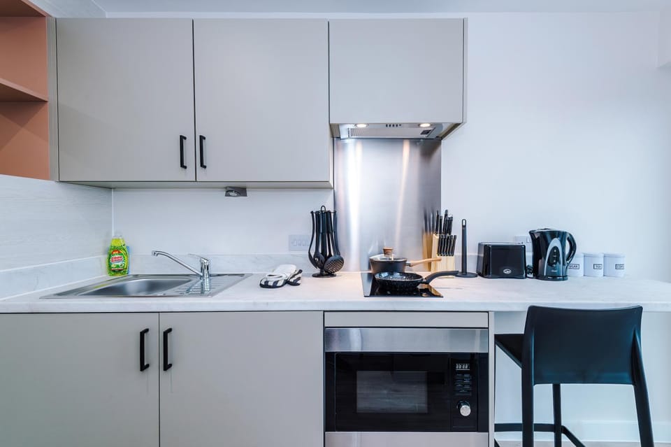 Kitchen or kitchenette