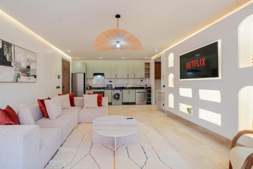 Stylish Downtown Apartment Optical Fiber Included Apartment in Marrakesh