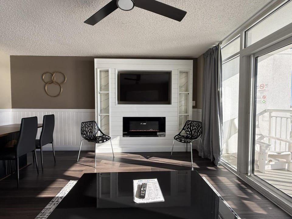 Paramount Plus-Oceanfront-New House in Myrtle Beach
