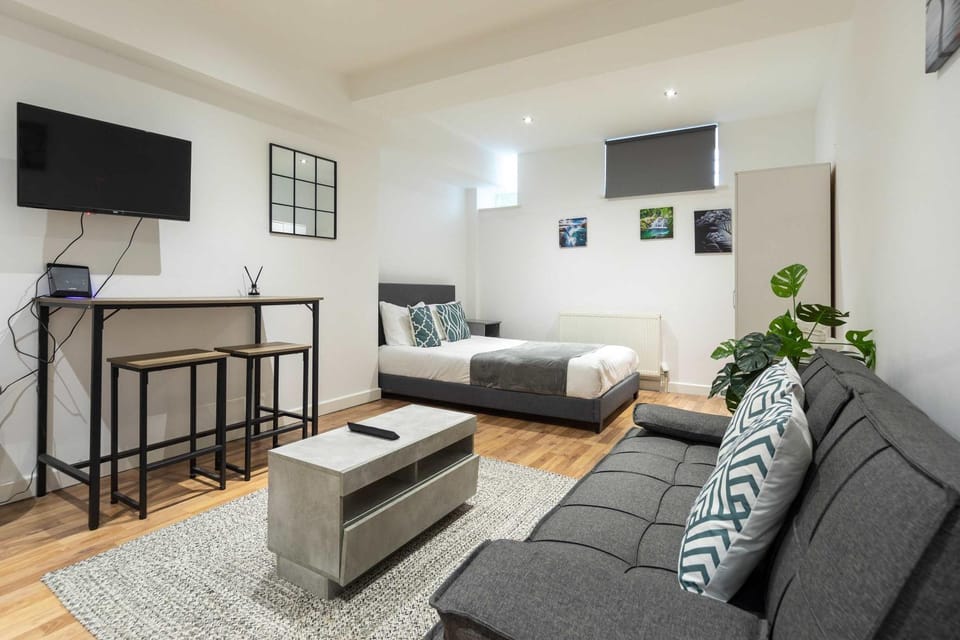 Modern Shoreditch Studio Central Location Apartment in London Borough of Islington