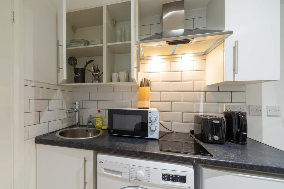 Modern Shoreditch Studio Central Location Apartment in London Borough of Islington