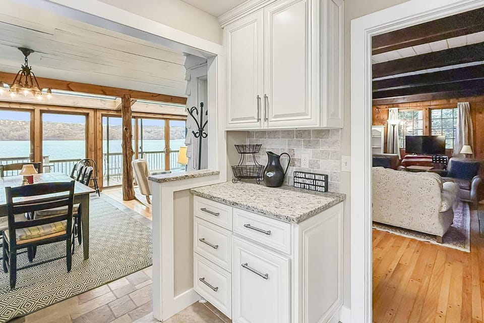 Candlewood Isle House in New Fairfield