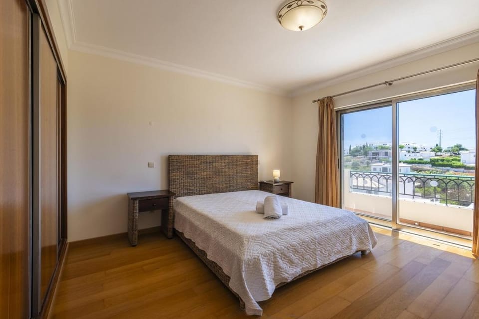 Villa Joana by Villa Select Villa in Guia