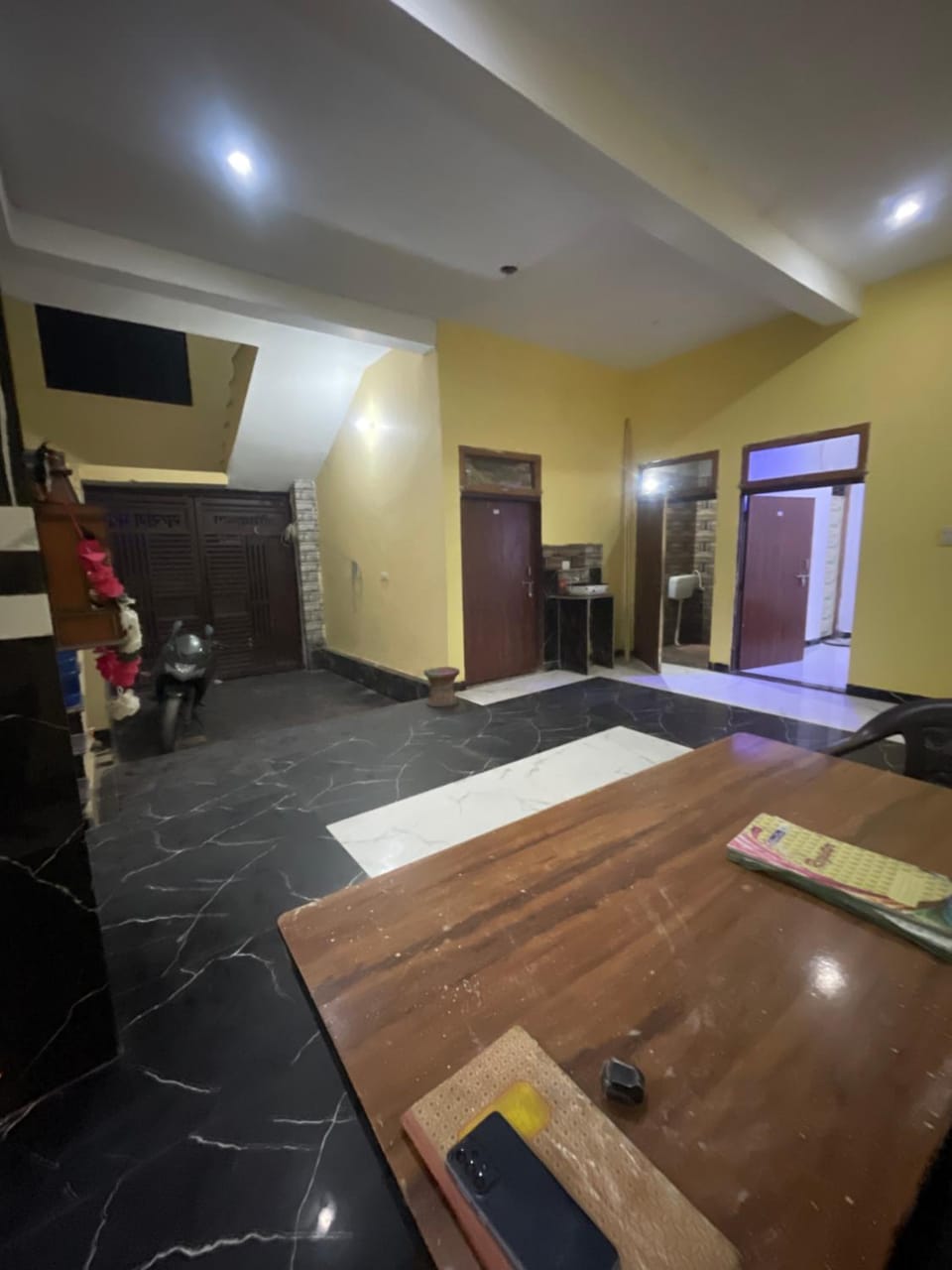 Char dham Bed and Breakfast in Uttar Pradesh