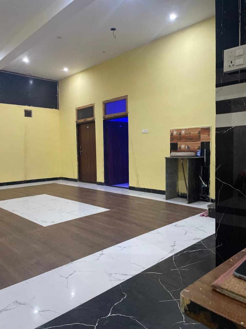 Char dham Bed and Breakfast in Uttar Pradesh