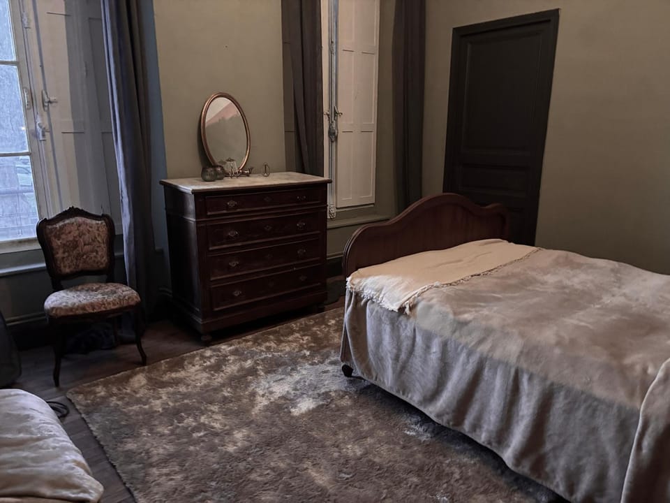 La Maison Jolie bnb Bed and Breakfast in Occitanie
