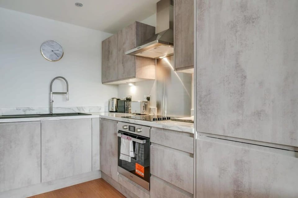 Modern 2 Bedroom Riverside Apartment in Leeds Apartment in Leeds
