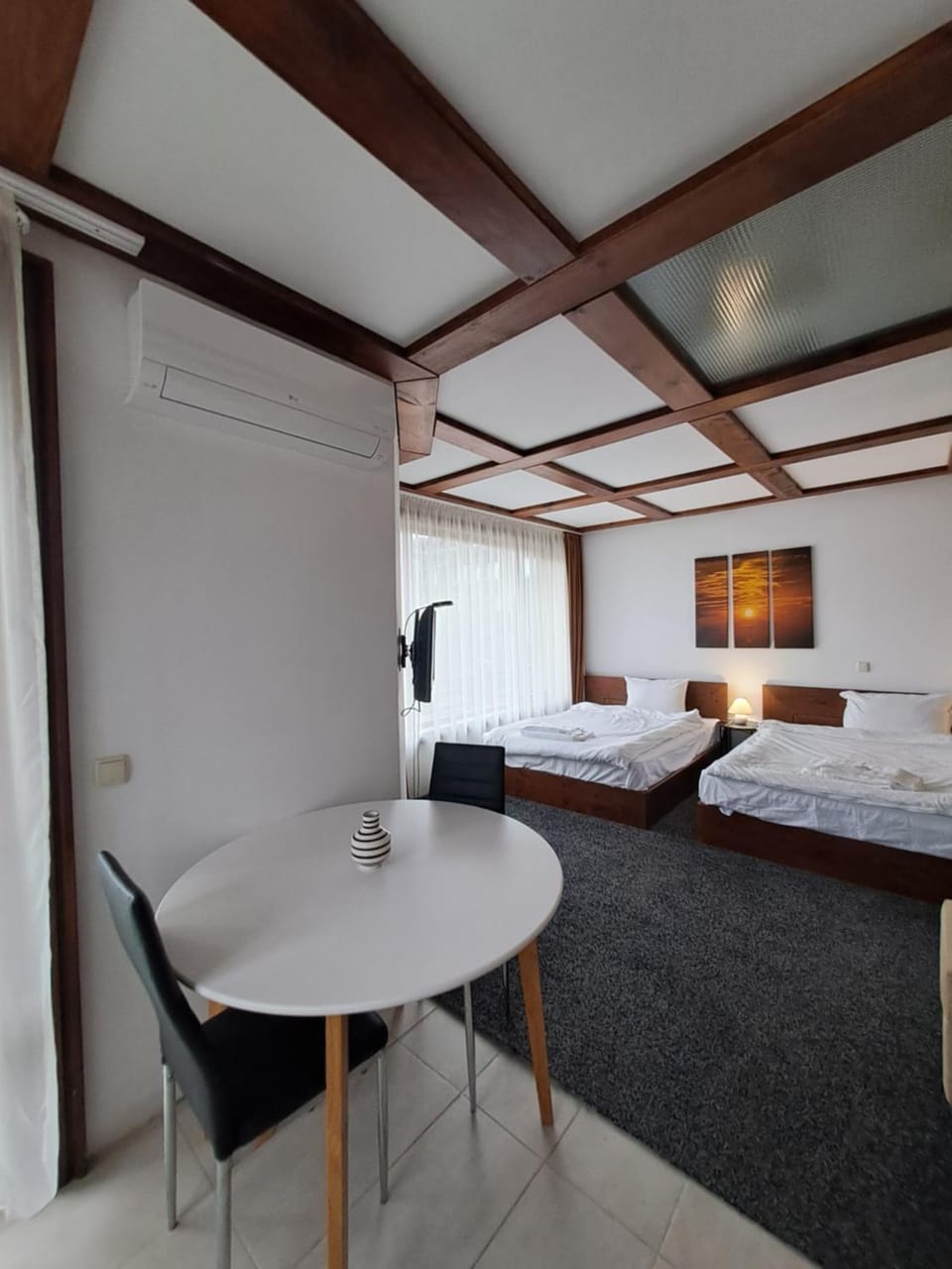 Photo of the whole room, Seating area, Bedroom