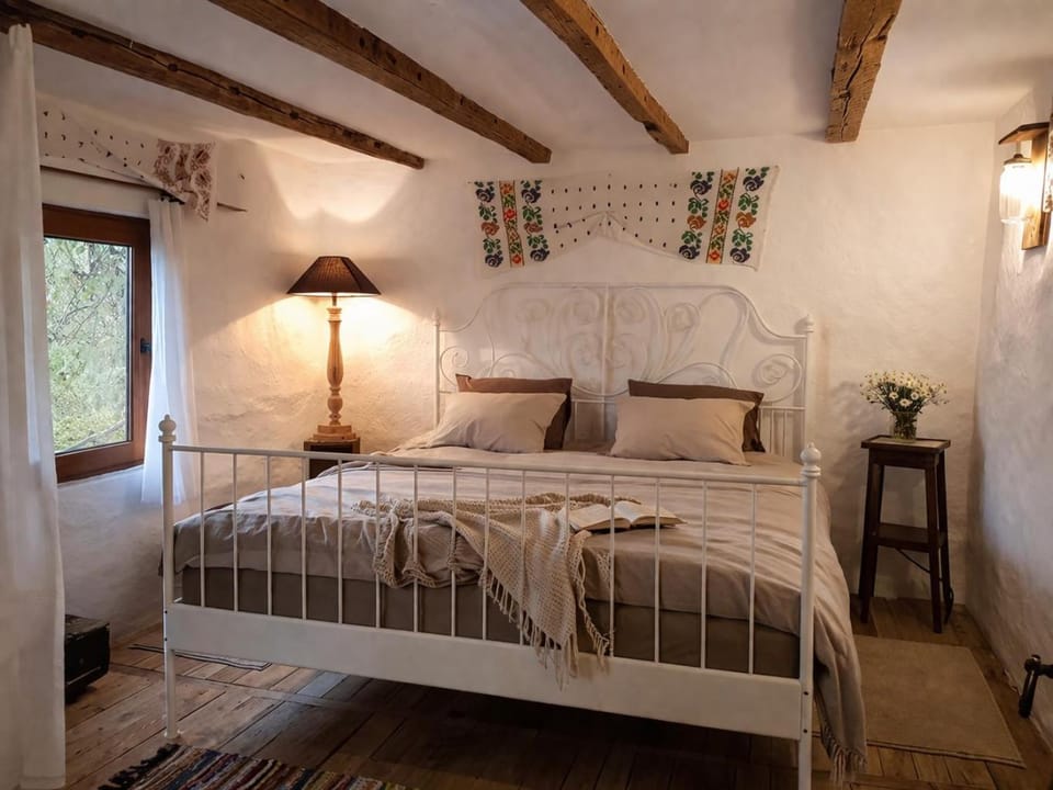 Charming Cottages in the Carpathian Mountains House in Romania