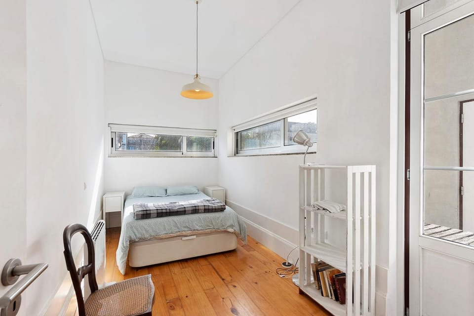 Property building, Living room, Bedroom