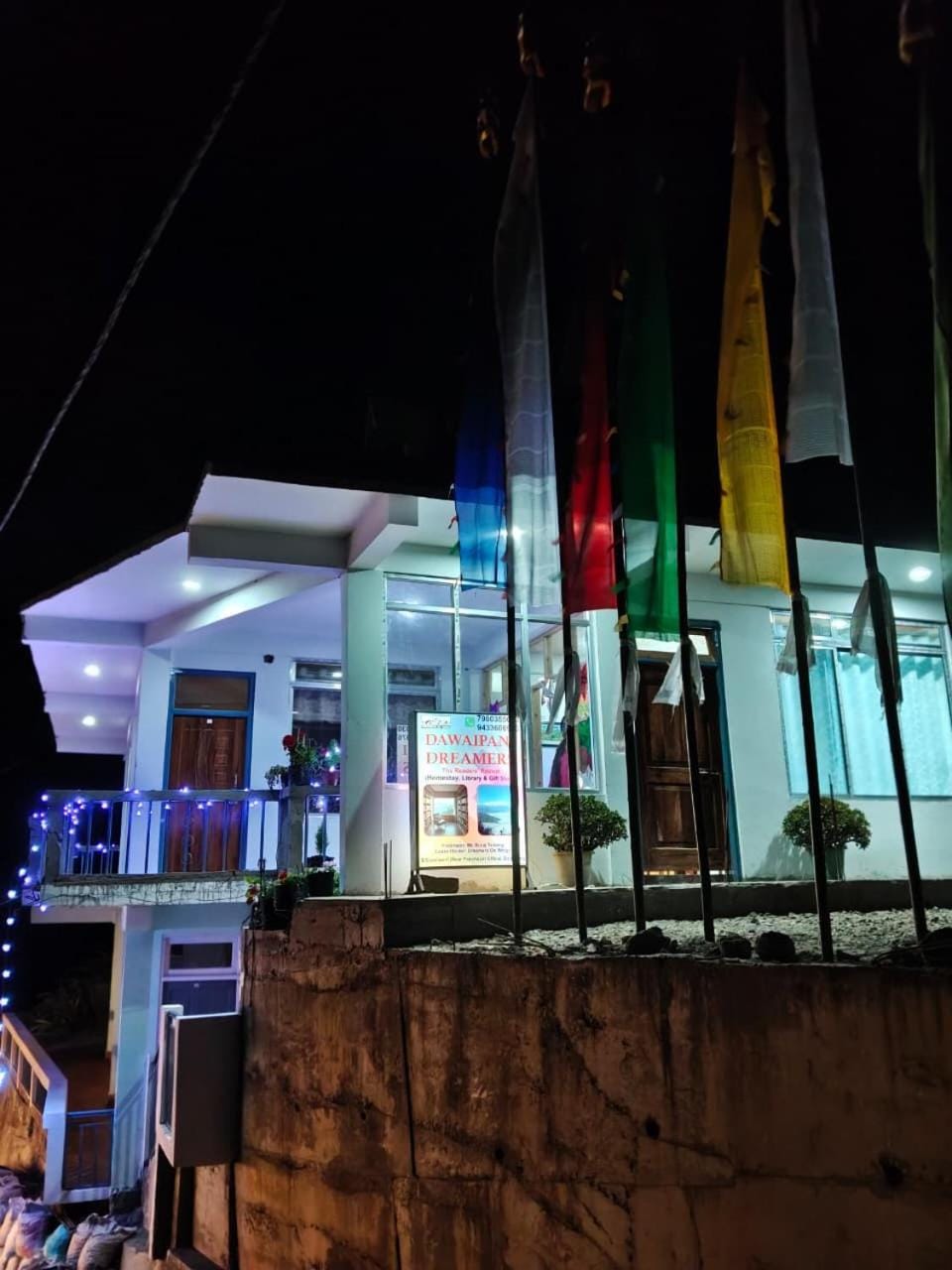 Dawaipani Dreamers -- The Readers Retreat Vacation rental in West Bengal