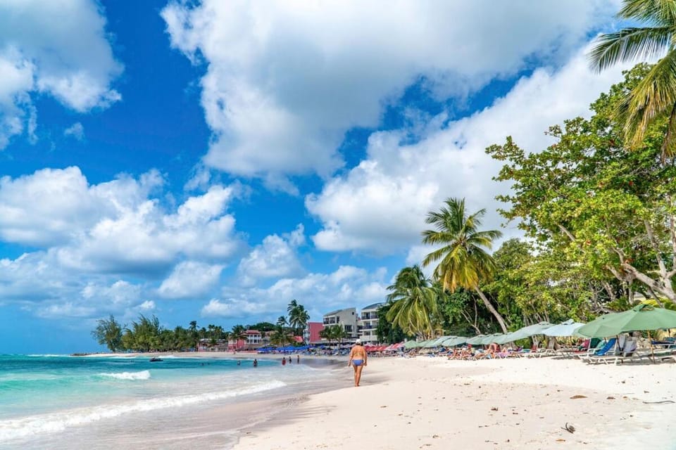 101 Sapphire Beach Barbados Apartment in Oistins
