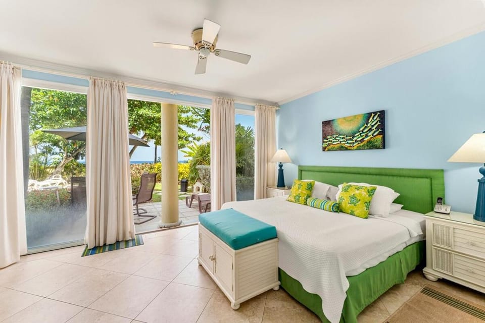 101 Sapphire Beach Barbados Apartment in Oistins