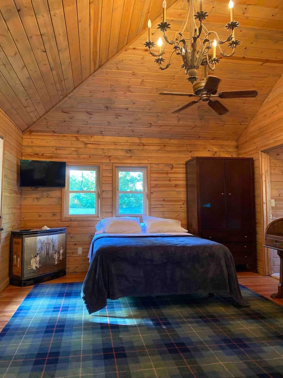 Guest loft on the lake Apartment in Port Huron