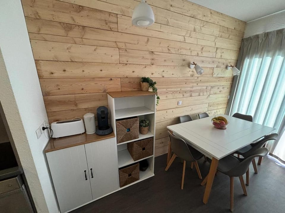 Pied des pistes, piscine, jacuzzi Apartment in Arâches-la-Frasse