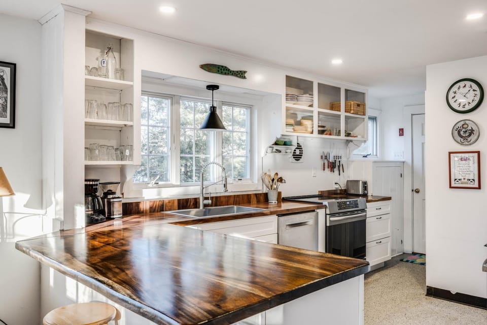 Sunny Days House in Brewster