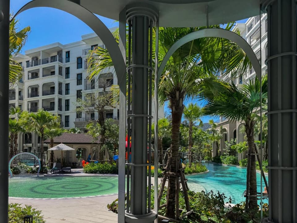 Luxury 2 bdr Title Legendary Bang Tao Pool View Apartment in Choeng Thale