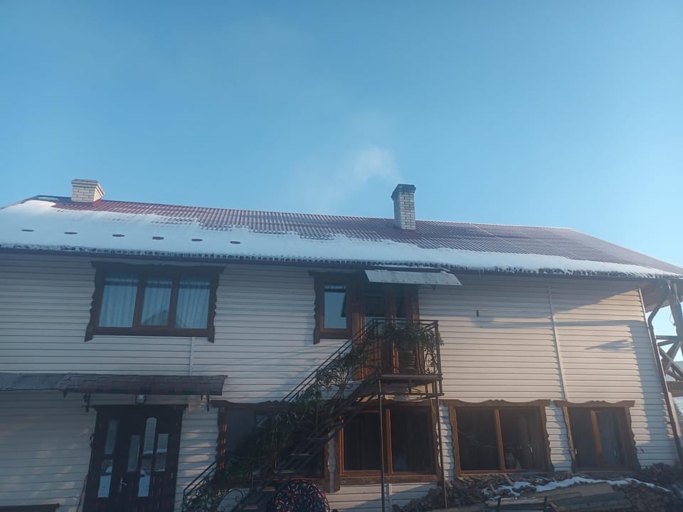 У Матвія Bed and Breakfast in Ukraine