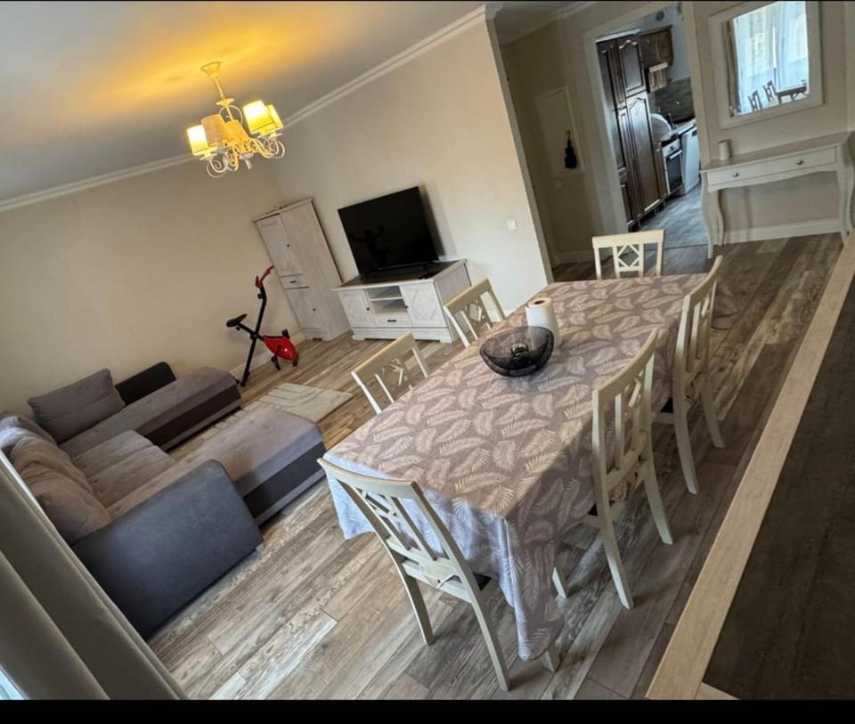 Bourgoin T3 proche sortie de l'autoroute A43 Apartment in Bourgoin-Jallieu