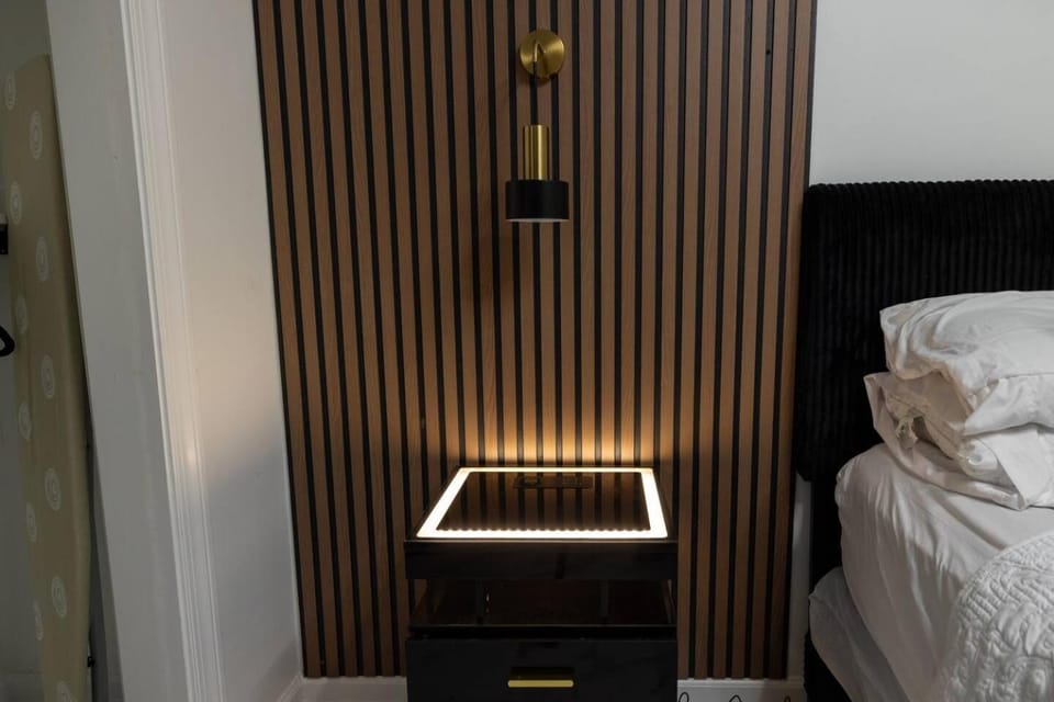 Bed, wardrobe