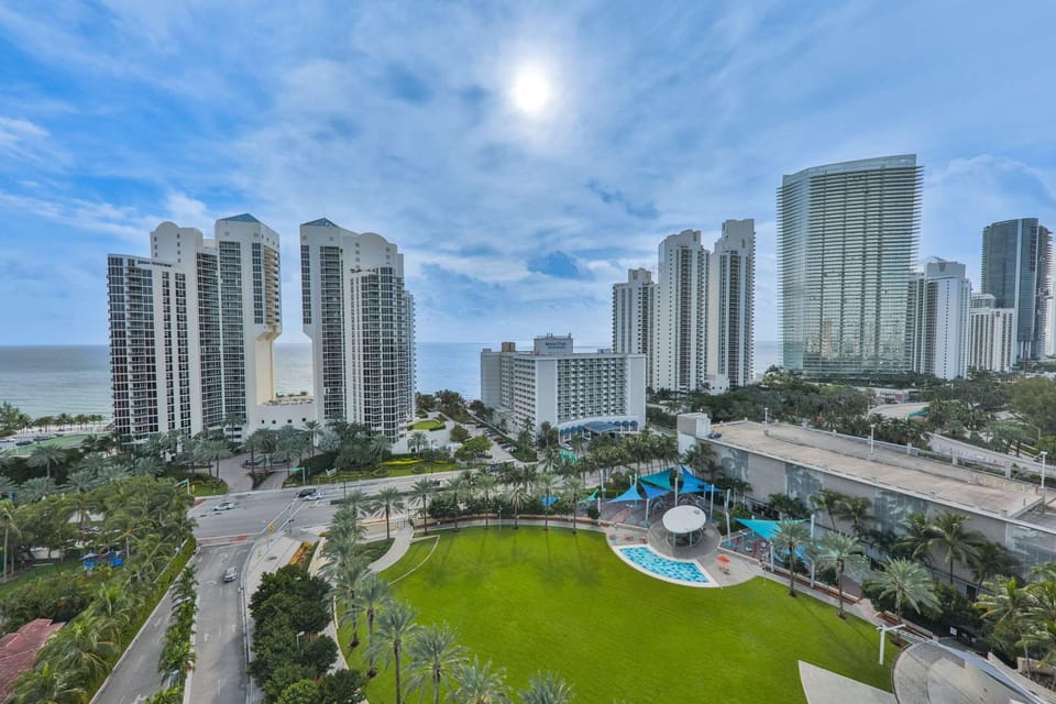 Ocean view Penthouse - Royal stay Apartment in Sunny Isles Beach