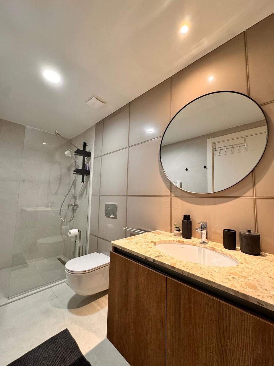 Shower, Toilet, Bathroom