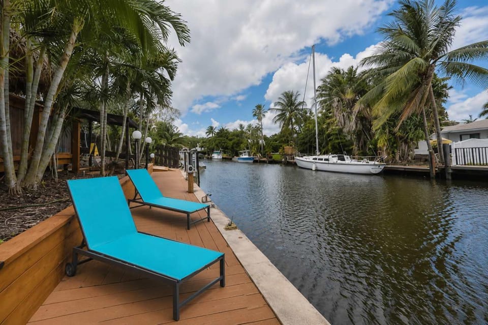LUX View Villa House in Fort Lauderdale
