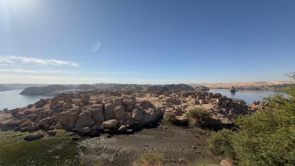 Day, Natural landscape, Lake view, Mountain view, River view
