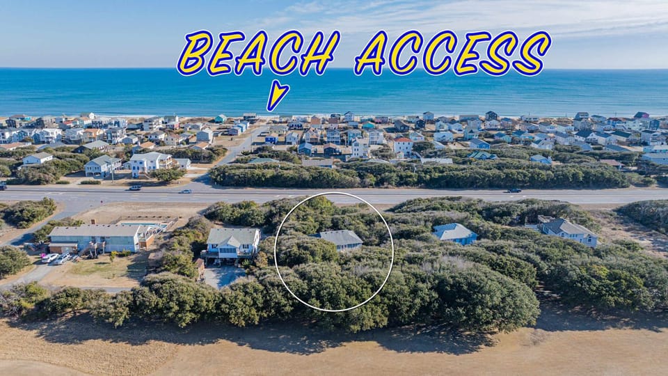 Mins from Beach Outdoor Patio & Games Sleeps 9 House in Kitty Hawk