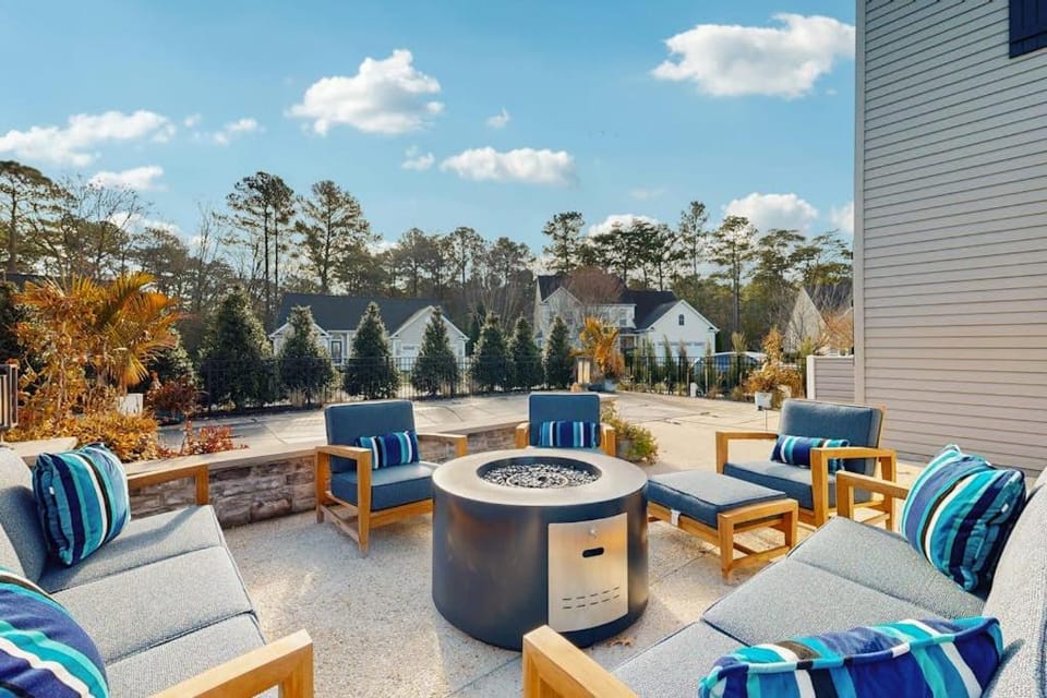 Grande at Canal Pointe - 41374 Gloucester Dr House in Henlopen Acres