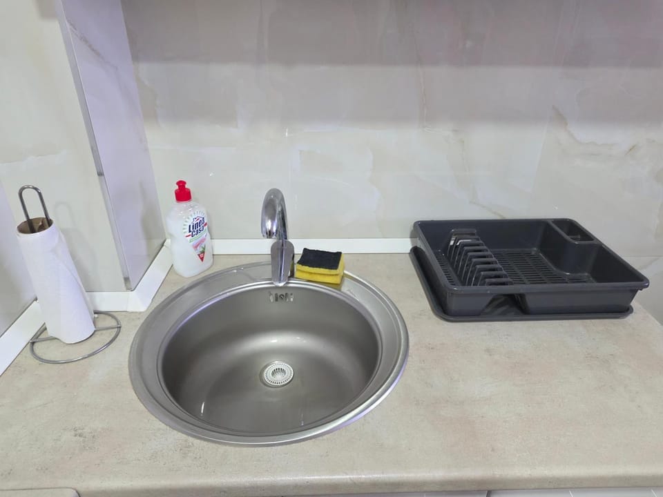 Kitchen or kitchenette, kitchen, kitchen