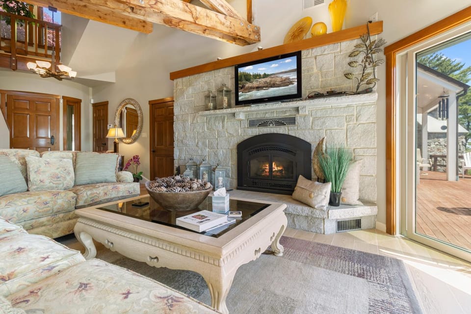 TV and multimedia, Living room, Seating area