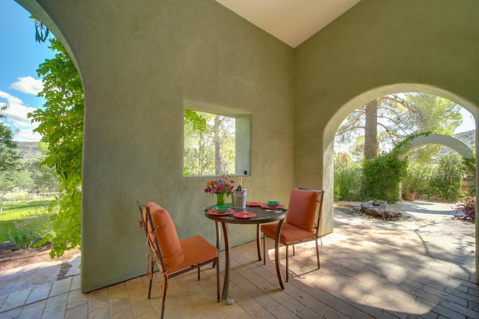 Serene Studio Near Wineries, Oak Creek & Sedona Apartment in Cornville