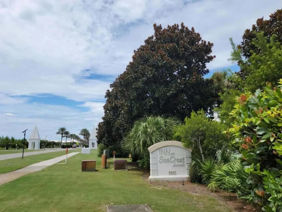The Inn at Seacrest Beach Unit 207 House in Rosemary Beach