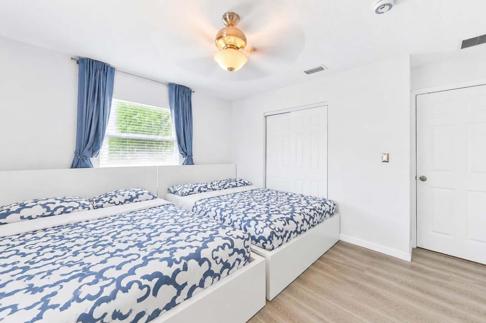 Fantastic Family Nest for Joy STR-2310#1 House in Fort Lauderdale