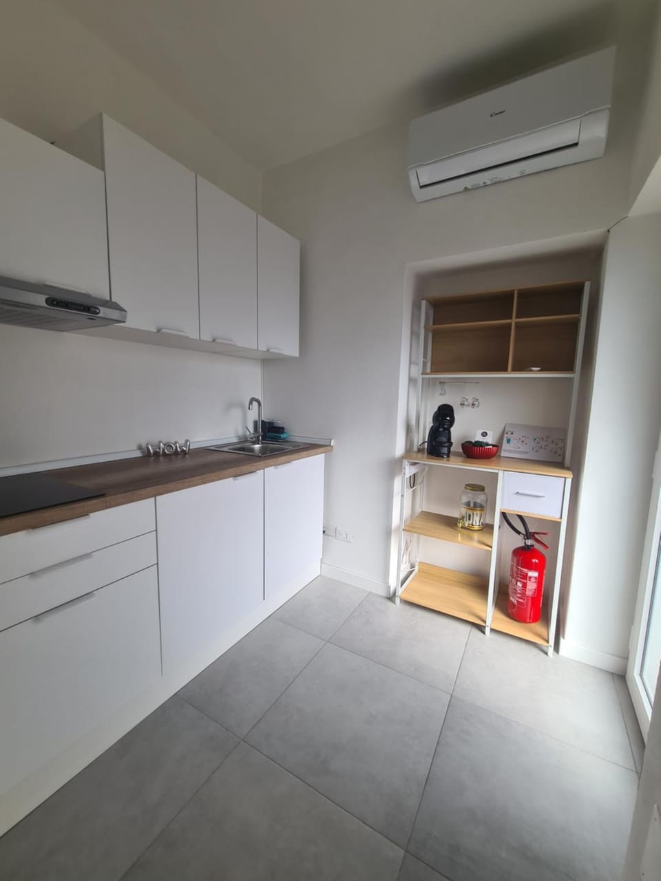 Coffee/tea facilities, Kitchen or kitchenette