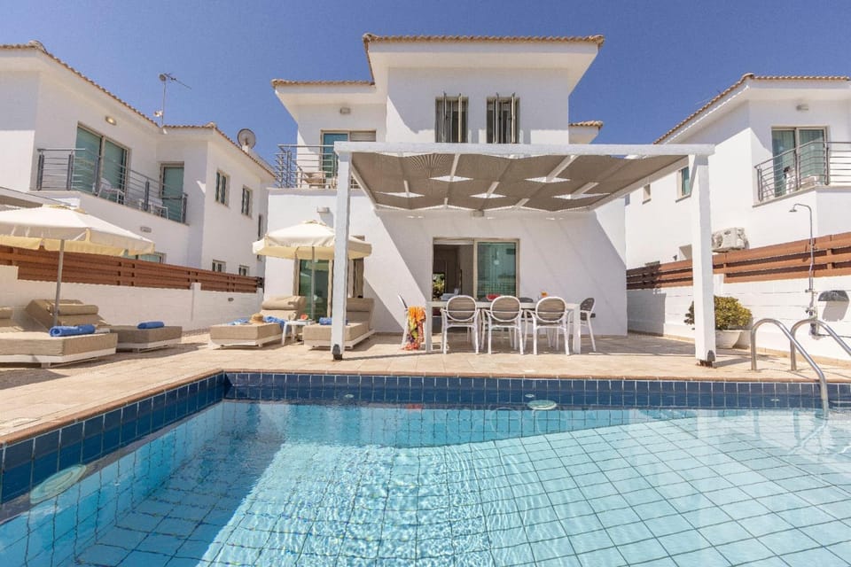 Fig Tree Beach villa Three Villa in Protaras
