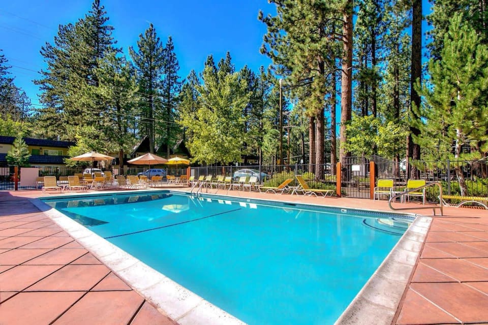 Bavarian Village Escape For 6 Apartment in South Lake Tahoe
