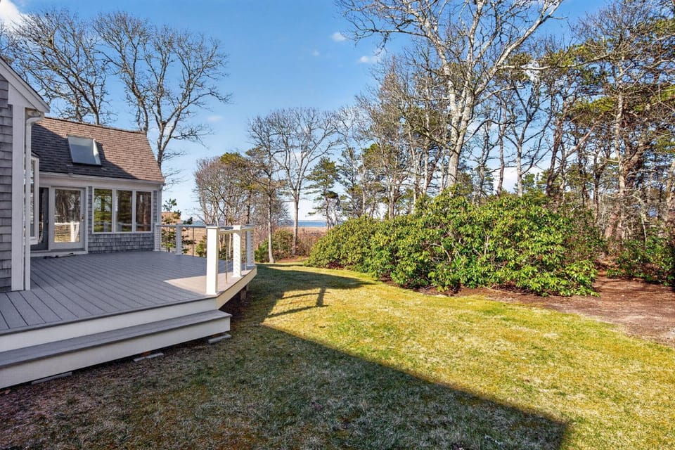 Coastal Retreat House in Brewster