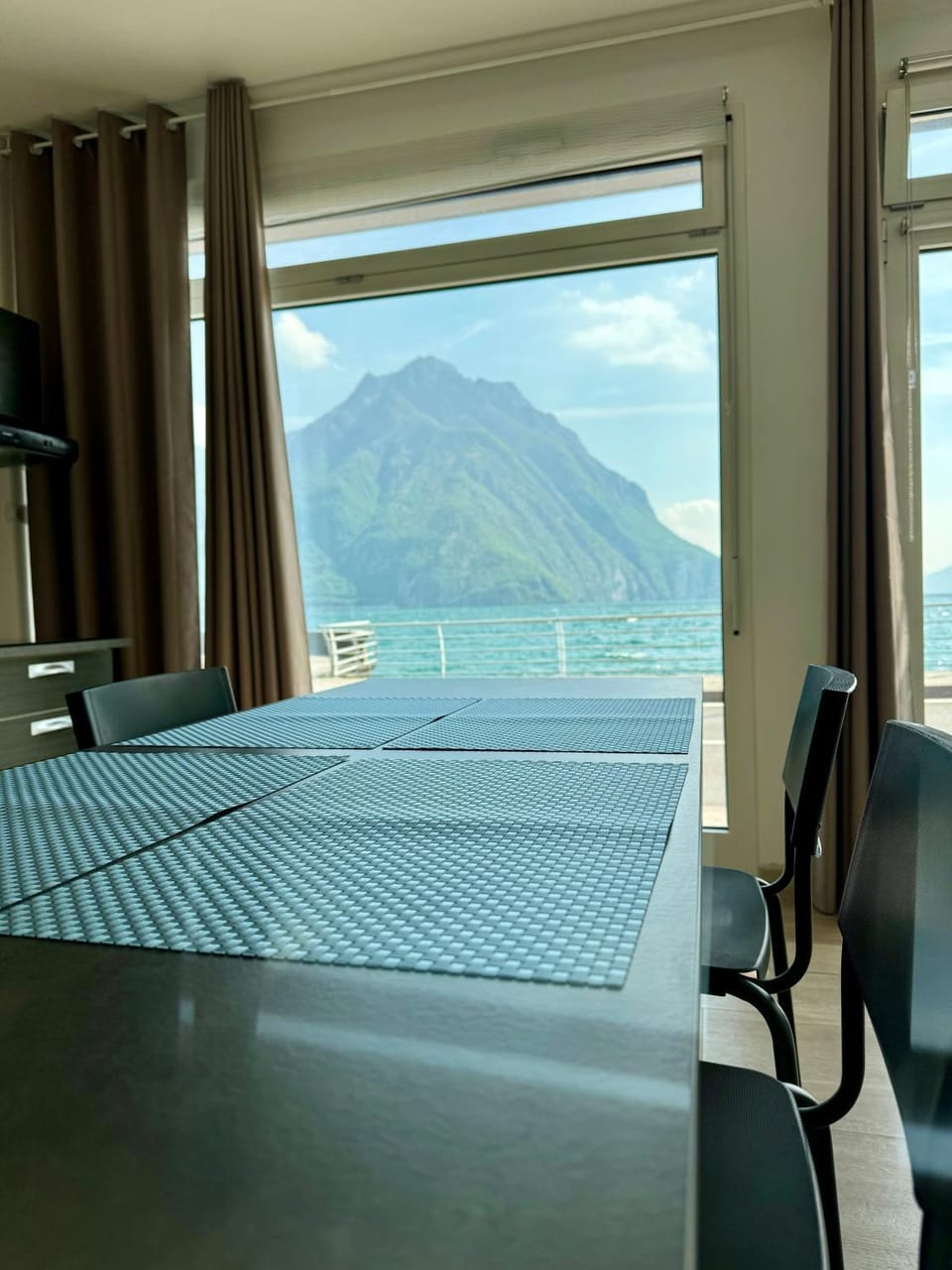 Natural landscape, Dining area, Mountain view