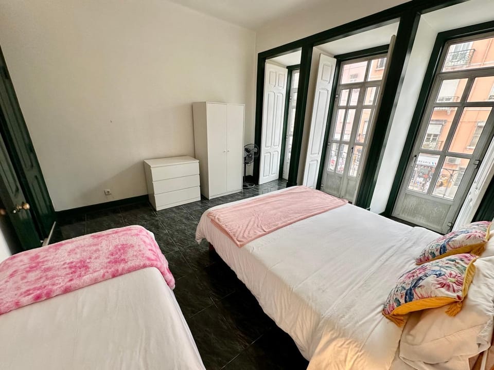 Quarto 1 familiar Vacation rental in Lisbon