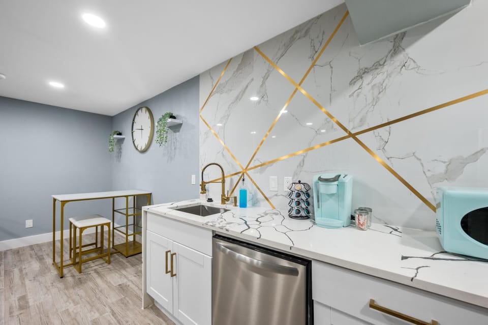 Relaxing 1BR in Central Houston Apartment in Houston